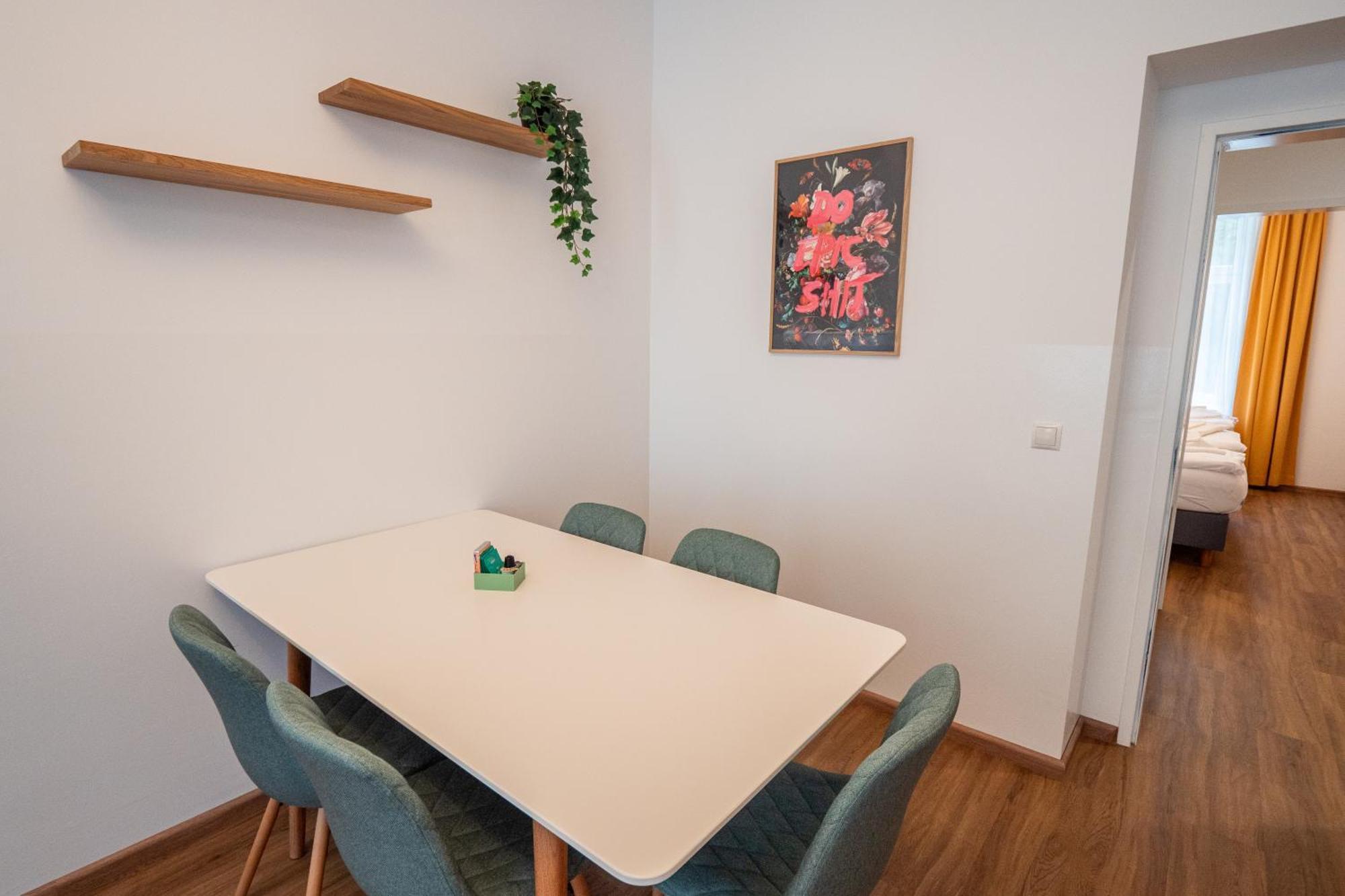 וינה 74 Living Apartments מראה חיצוני תמונה